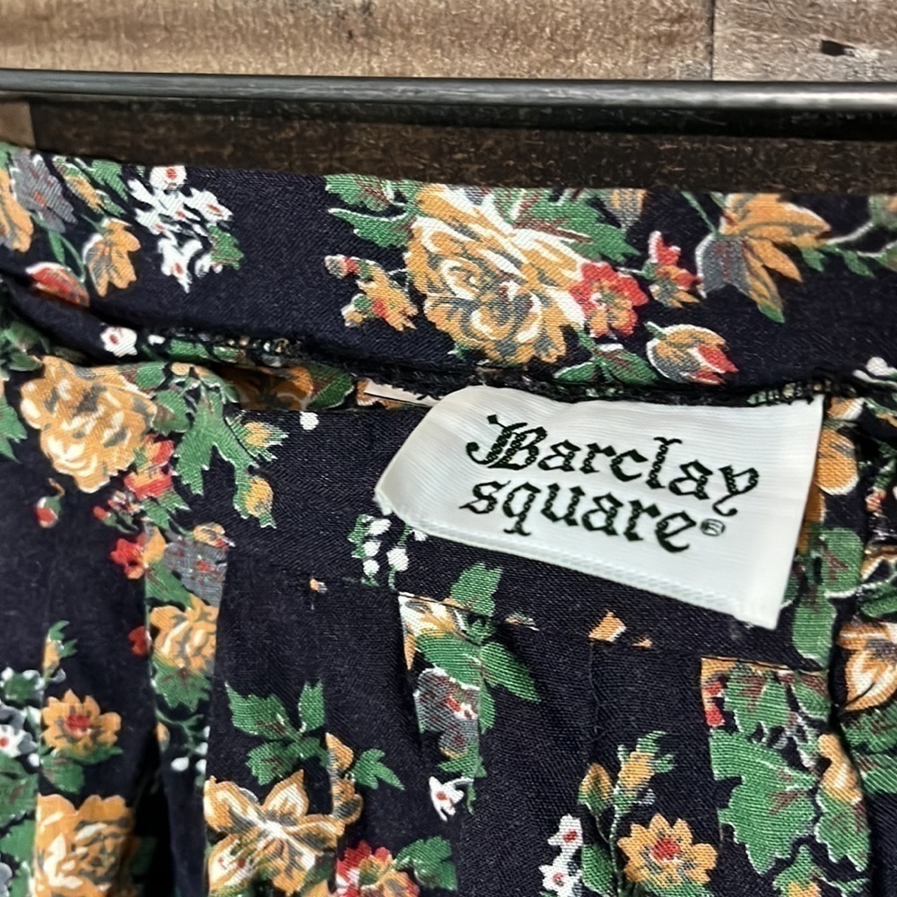Barclay Beautiful a Line Square Wrap Floral Vintage XS Skirt with Pockets - Picture 2 of 6